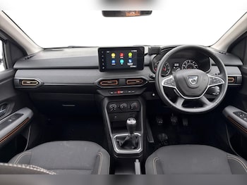 Used Dacia Sandero Stepway 2021 for sale - 76429299: Photo