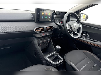 Used Dacia Sandero Stepway 2021 for sale - 76429299: Photo