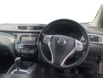 Used Nissan Qashqai 2017 for sale - 75272748: Photo
