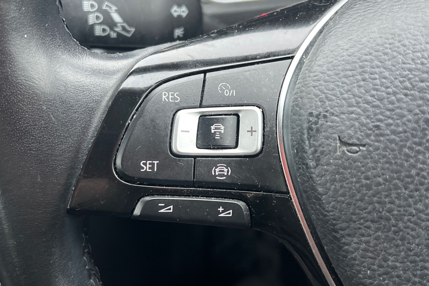 Used Volkswagen T-Roc 2019 for sale - 76711878: Photo 11