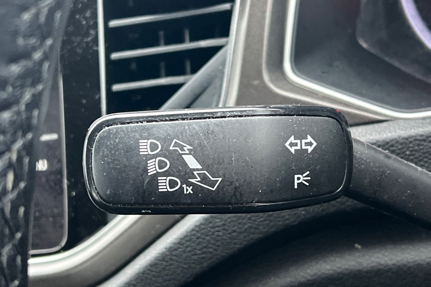 Used Volkswagen T-Roc 2019 for sale - 76711878: Photo 13