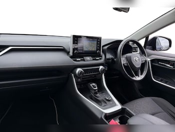 Used Toyota RAV4 2020 for sale - 76546296: Photo