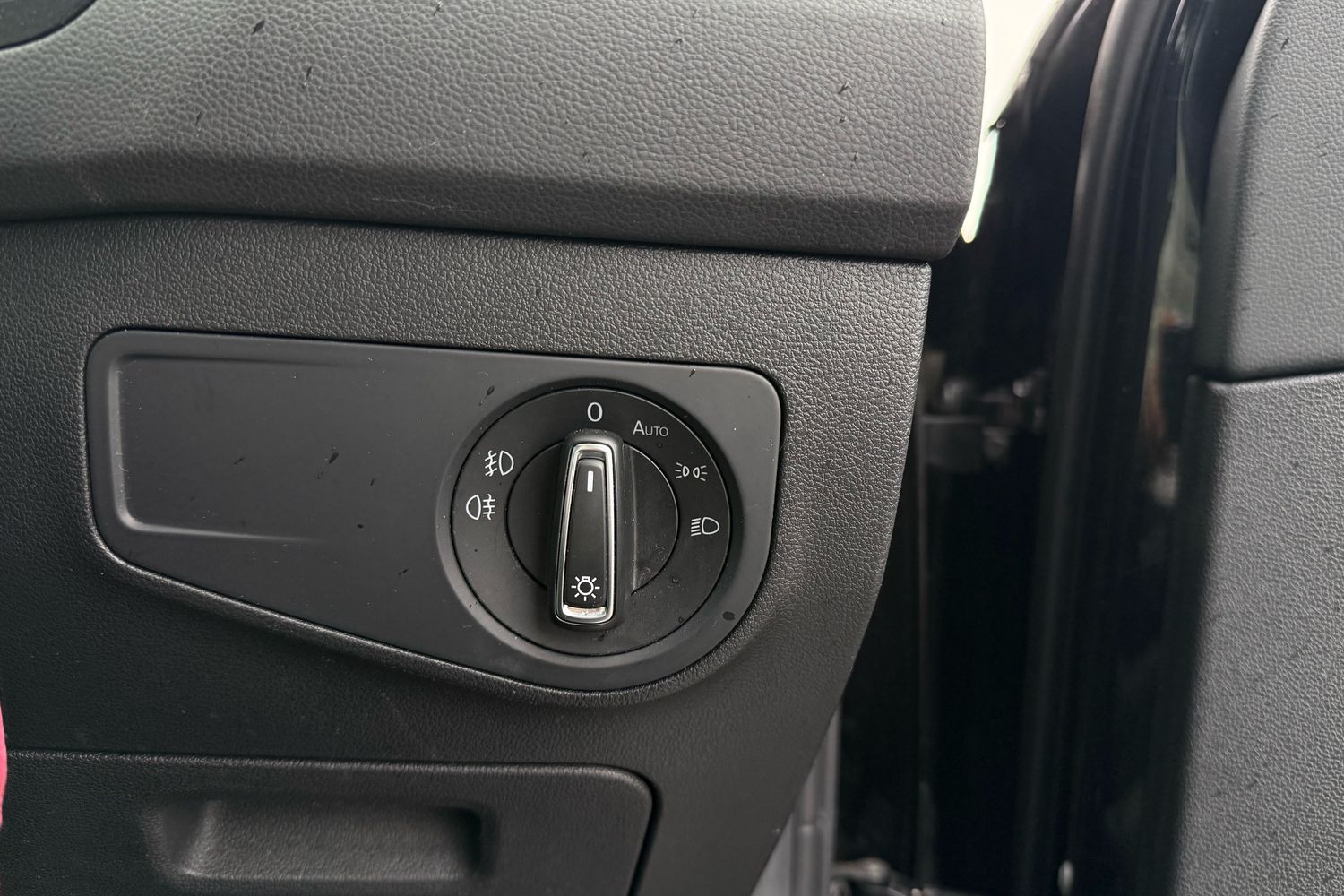 Used Volkswagen Tiguan 2018 for sale - 76438853: Photo 11