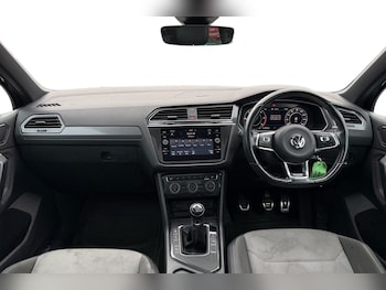 Used Volkswagen Tiguan 2018 for sale - 76438853: Photo