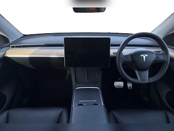 Used Tesla Model Y 2023 for sale - 77687123: Photo