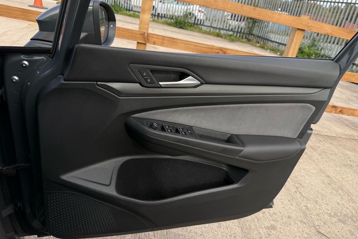 Used Volkswagen Golf 2020 for sale - 75850392: Photo 12