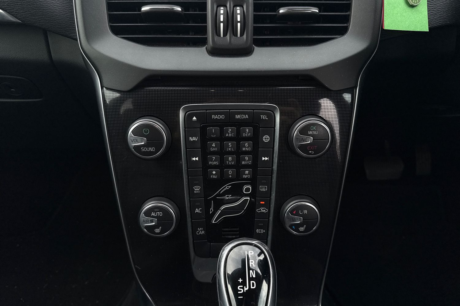 Used Volvo V40 2019 for sale - 77527612: Photo 7