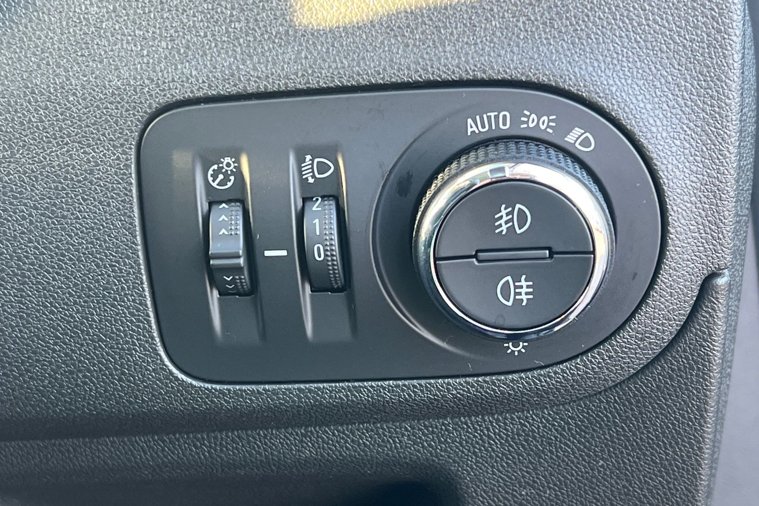 Used Vauxhall Crossland X 2019 for sale - 76711832: Photo 16