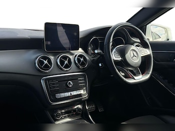 Used Mercedes-Benz GLA 2019 for sale - 79005796: Photo