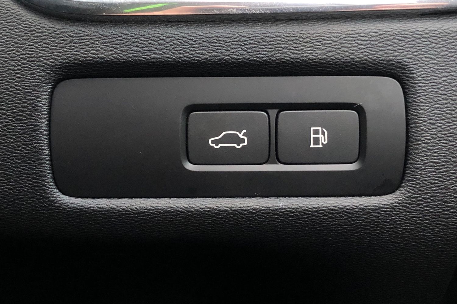 Used Volvo XC60 2022 for sale - 77680112: Photo 16