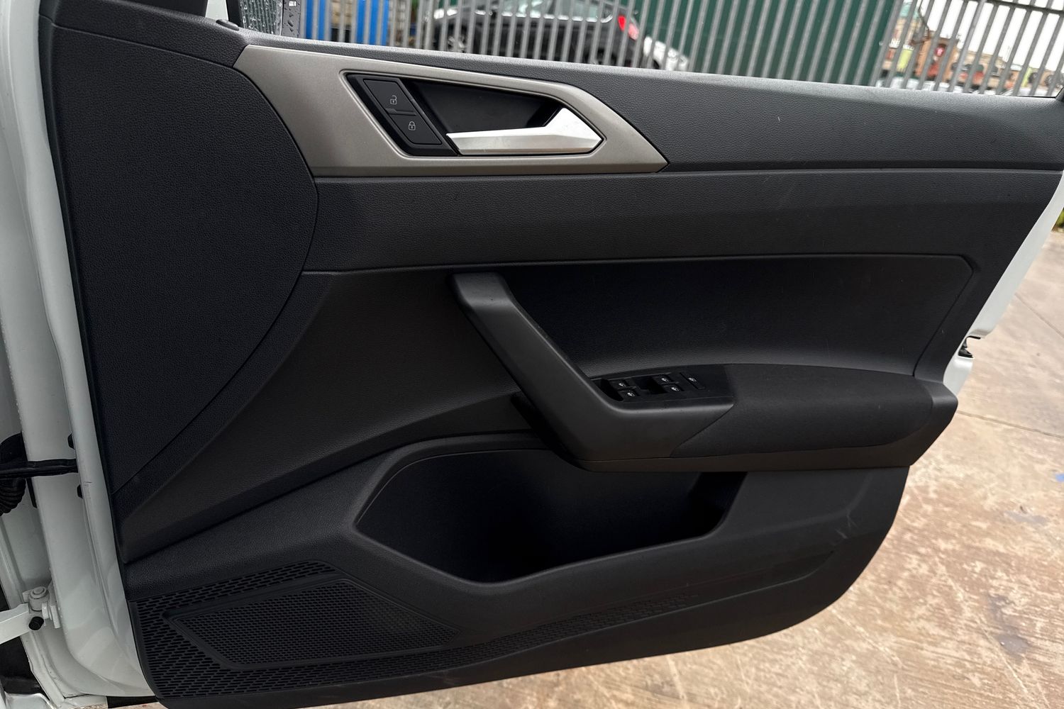 Used Volkswagen Polo 2021 for sale - 76641745: Photo 12