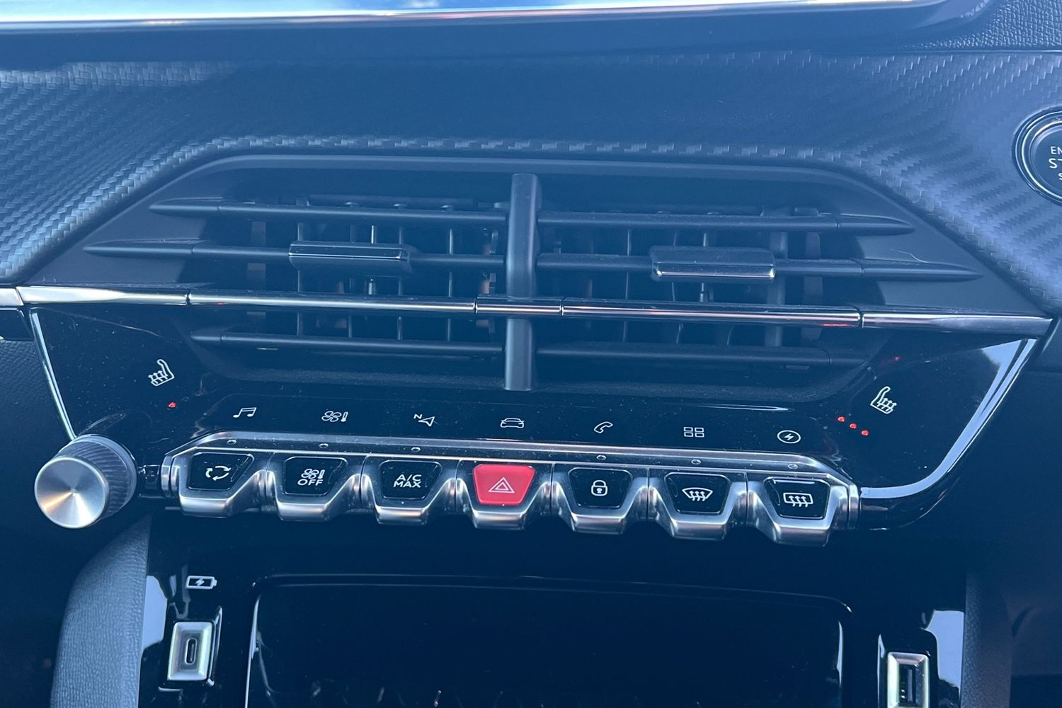 Used Peugeot 2008 2021 for sale - 77527412: Photo 11