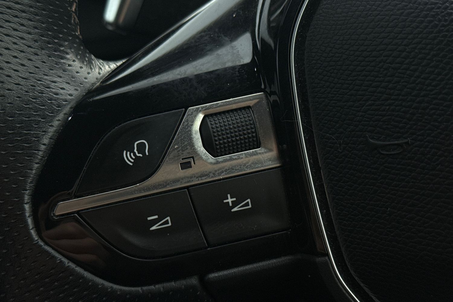 Used Peugeot 5008 2018 for sale - 76844607: Photo 10