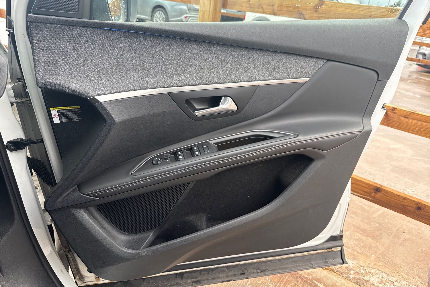 Used Peugeot 5008 2018 for sale - 76844607: Photo 17