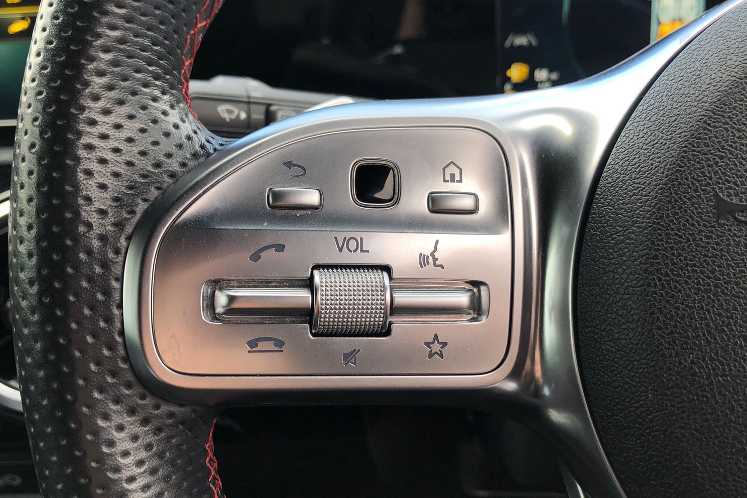 Used Mercedes-Benz A-Class 2019 for sale - 76896275: Photo 6