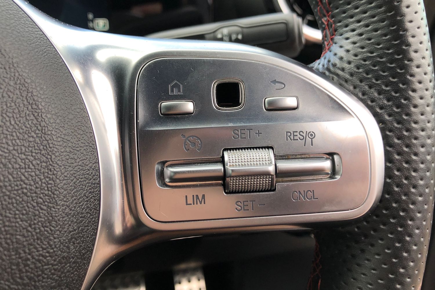 Used Mercedes-Benz A-Class 2019 for sale - 76896275: Photo 7