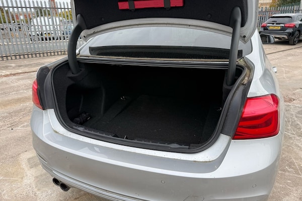 Used BMW 3 Series 2017 for sale - 75632205: Photo 15