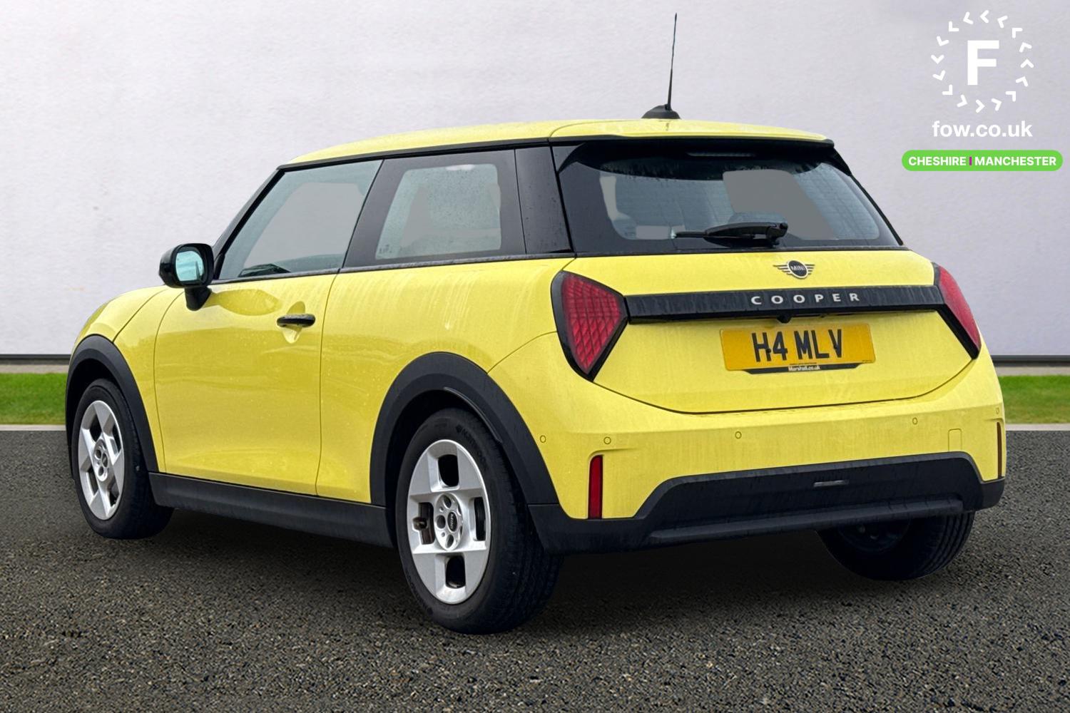 Used MINI Cooper 2024 for sale - 77515023: Photo 2