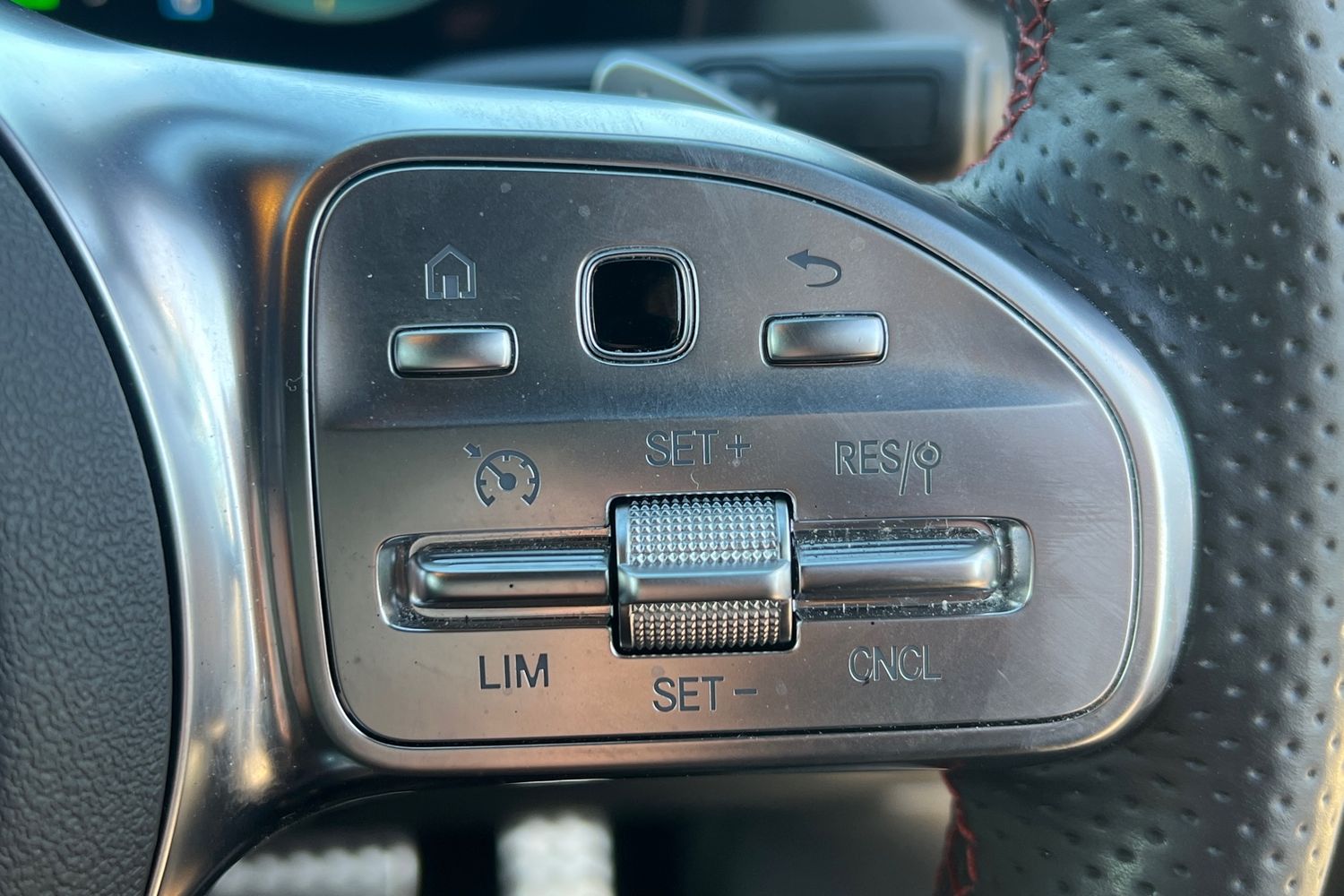 Used Mercedes-Benz EQA 2023 for sale - 76649326: Photo 14