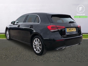 Used Mercedes-Benz A-Class 2019 for sale - 76047474: Photo 2