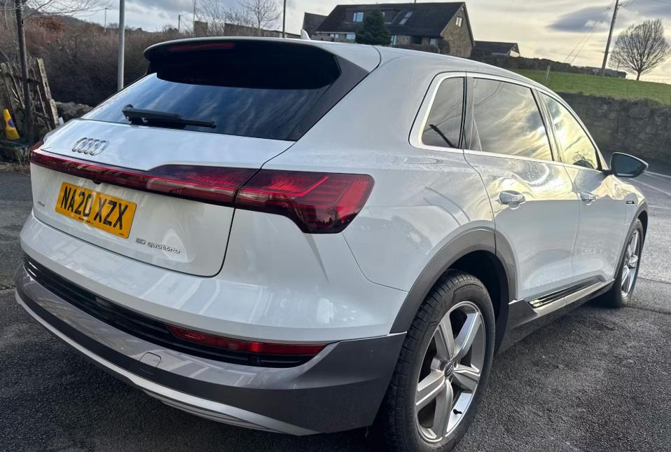 Used Audi e-tron 2020 for sale - 77275427: Photo 2