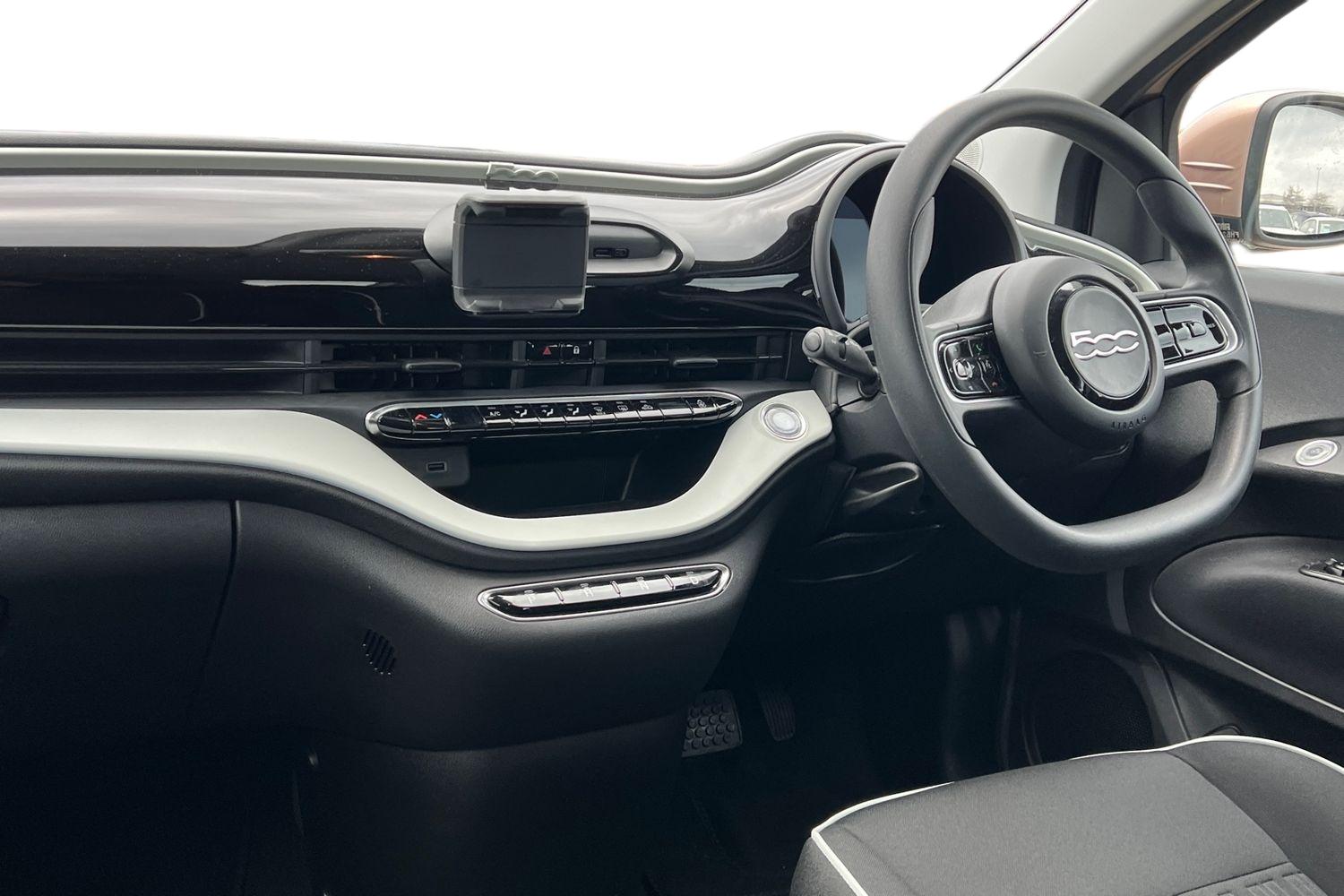 Used Fiat 500 2023 for sale - 78168478: Photo 4