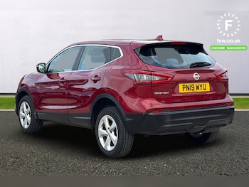 Used Nissan Qashqai 2019 for sale - 76115111: Photo 2
