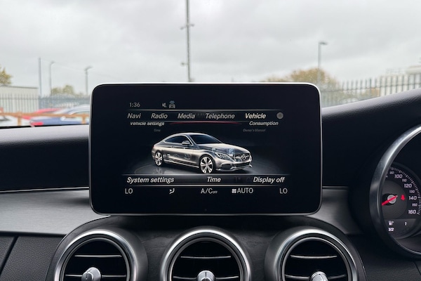 Used Mercedes-Benz C Class 2018 for sale - 75804610: Photo 6