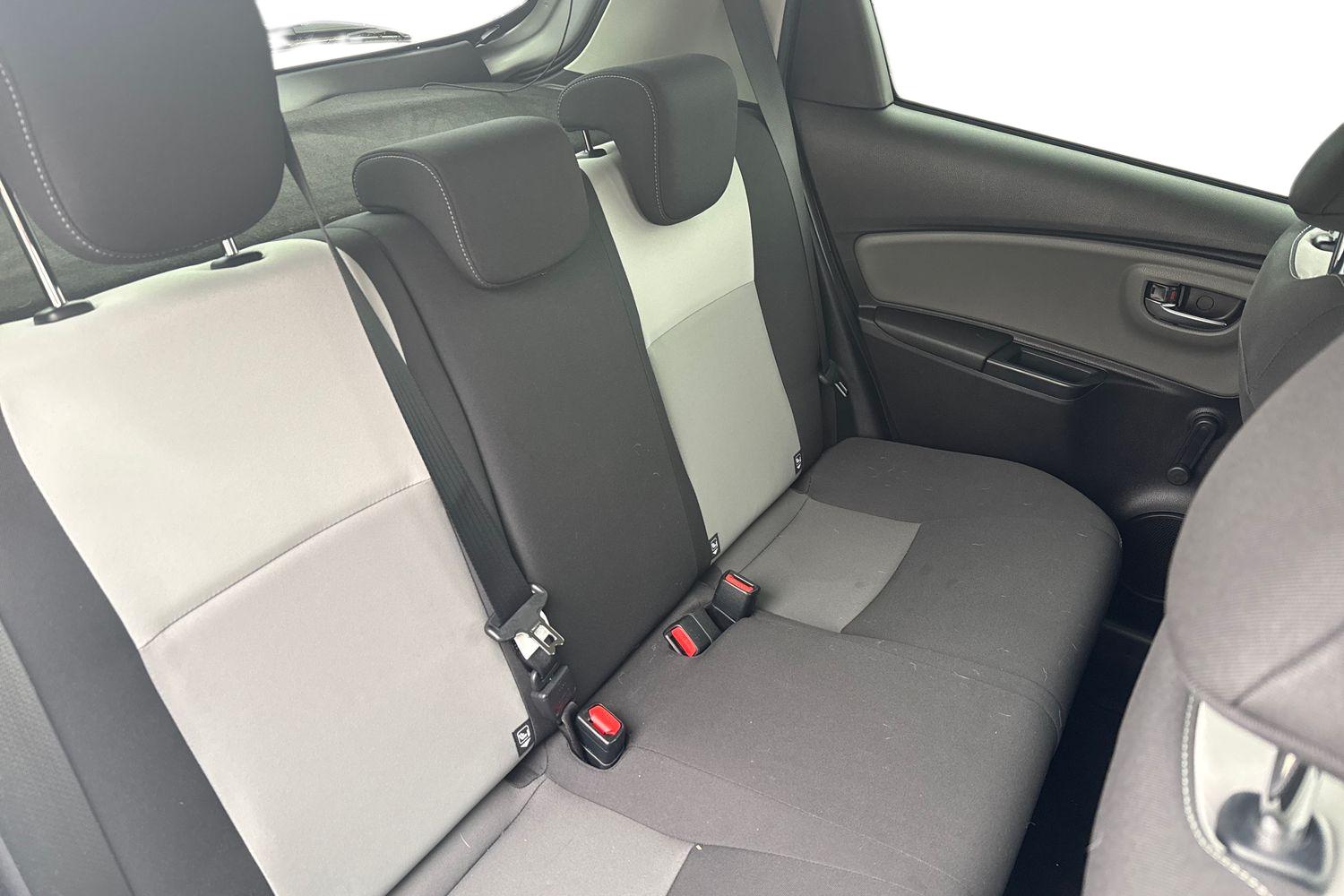 Used Toyota Yaris 2019 for sale - 76863422: Photo 16