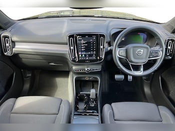 Used Volvo XC40 2021 for sale - 78325807: Photo