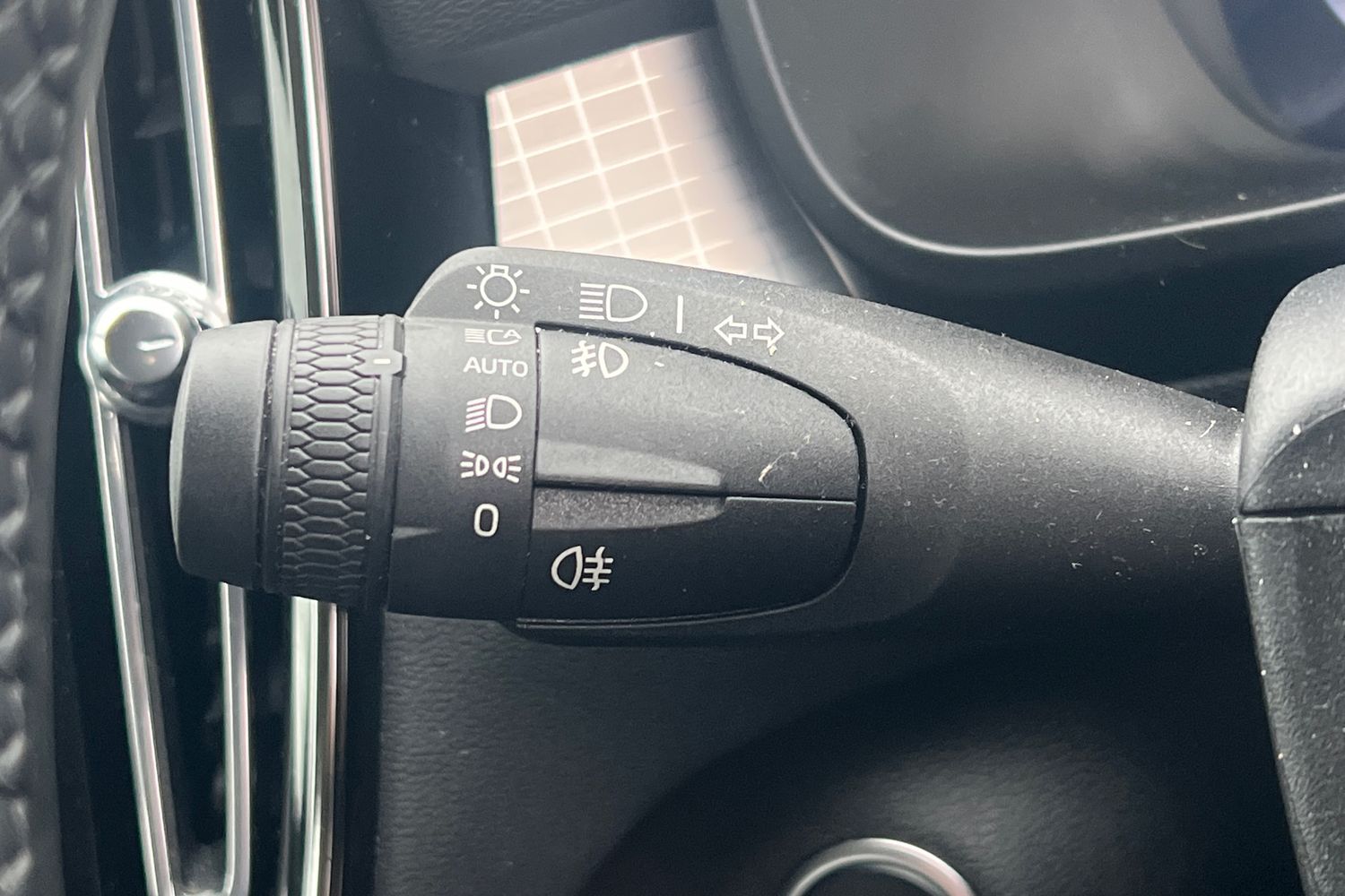 Used Volvo XC40 2021 for sale - 77527725: Photo 16