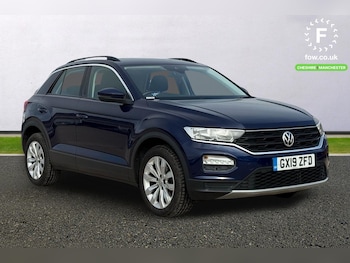 Used Volkswagen T-Roc 2019 for sale - 76148845: Photo
