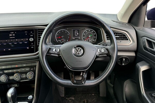 Used Volkswagen T-Roc 2019 for sale - 76148845: Photo 5