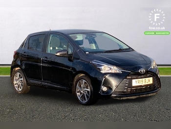 Used Toyota Yaris 2019 for sale - 77680126: Photo
