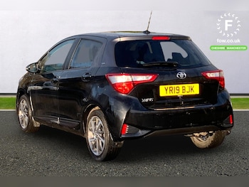 Used Toyota Yaris 2019 for sale - 77680126: Photo