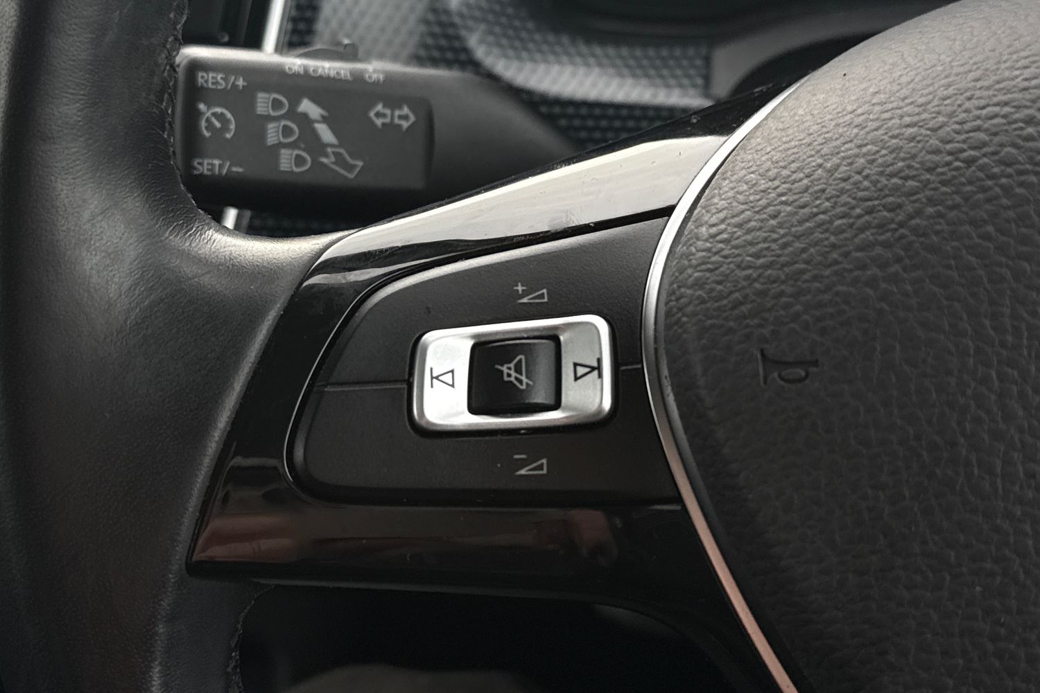 Used Volkswagen up! 2022 for sale - 76916473: Photo 11