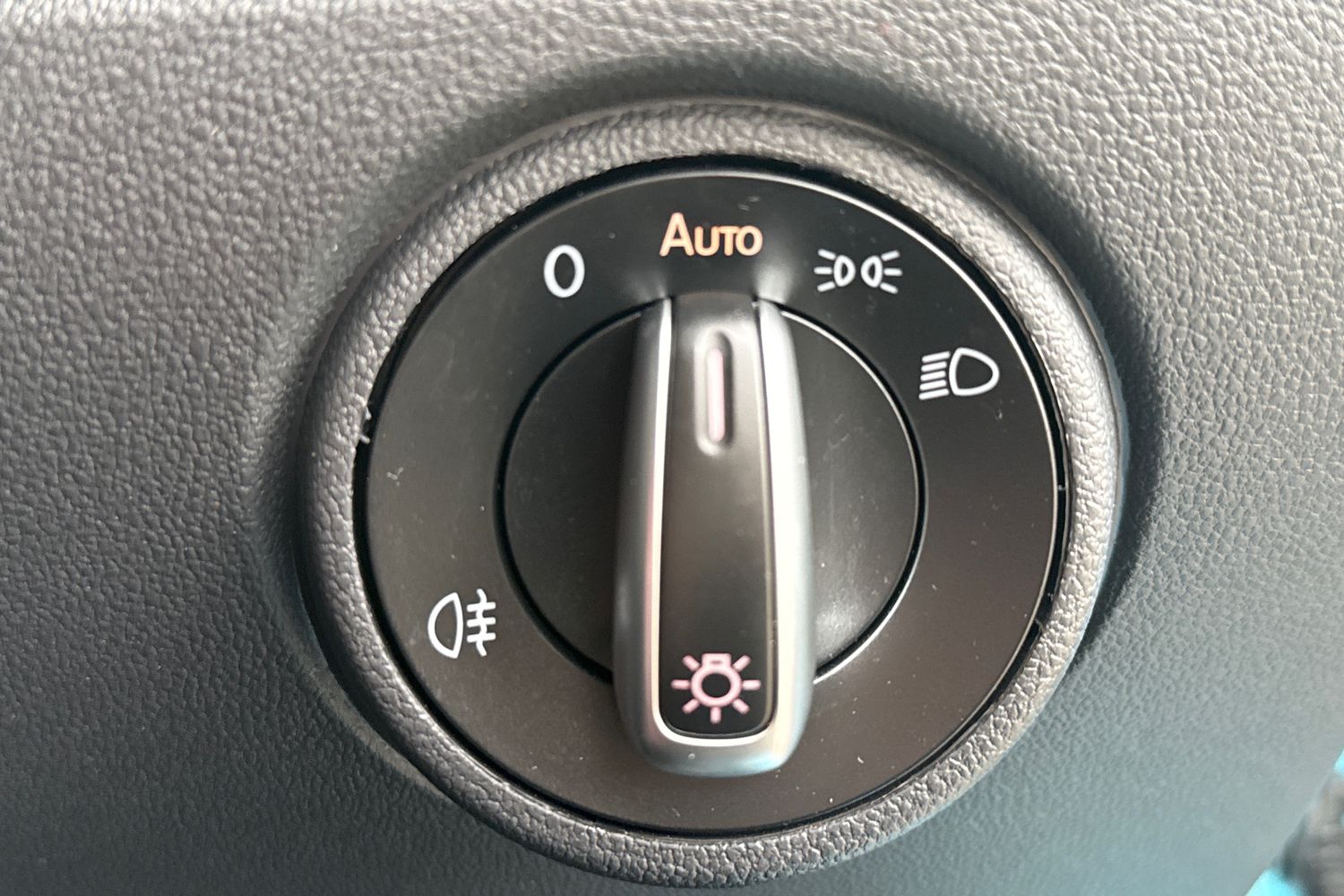 Used Volkswagen up! 2022 for sale - 76916473: Photo 16