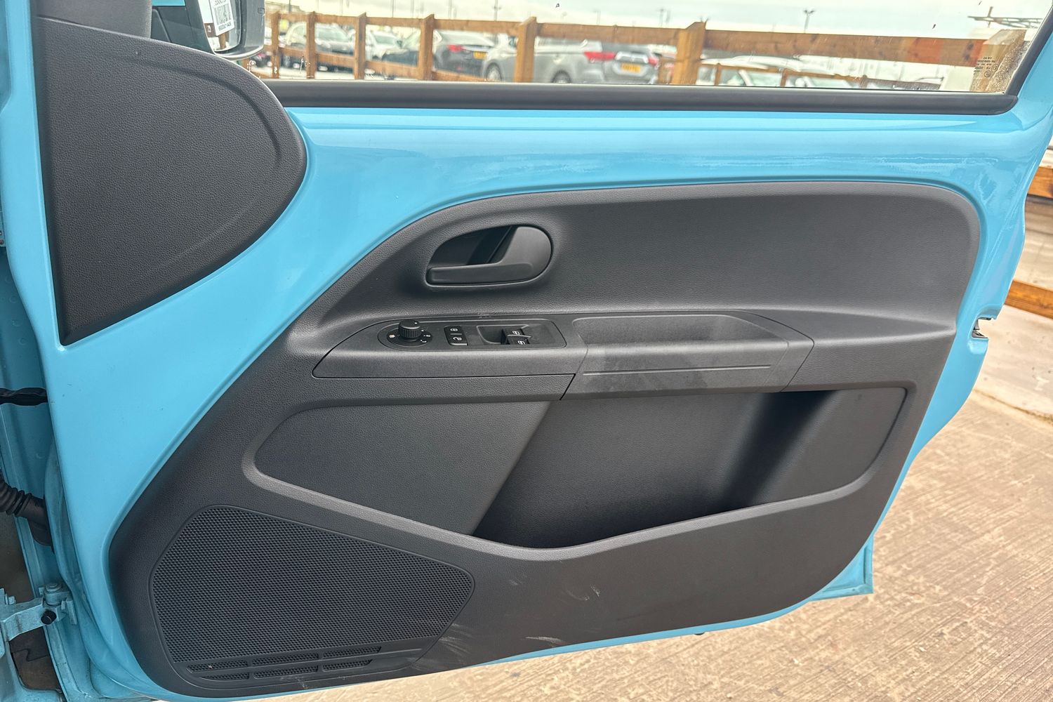 Used Volkswagen up! 2022 for sale - 76916473: Photo 17