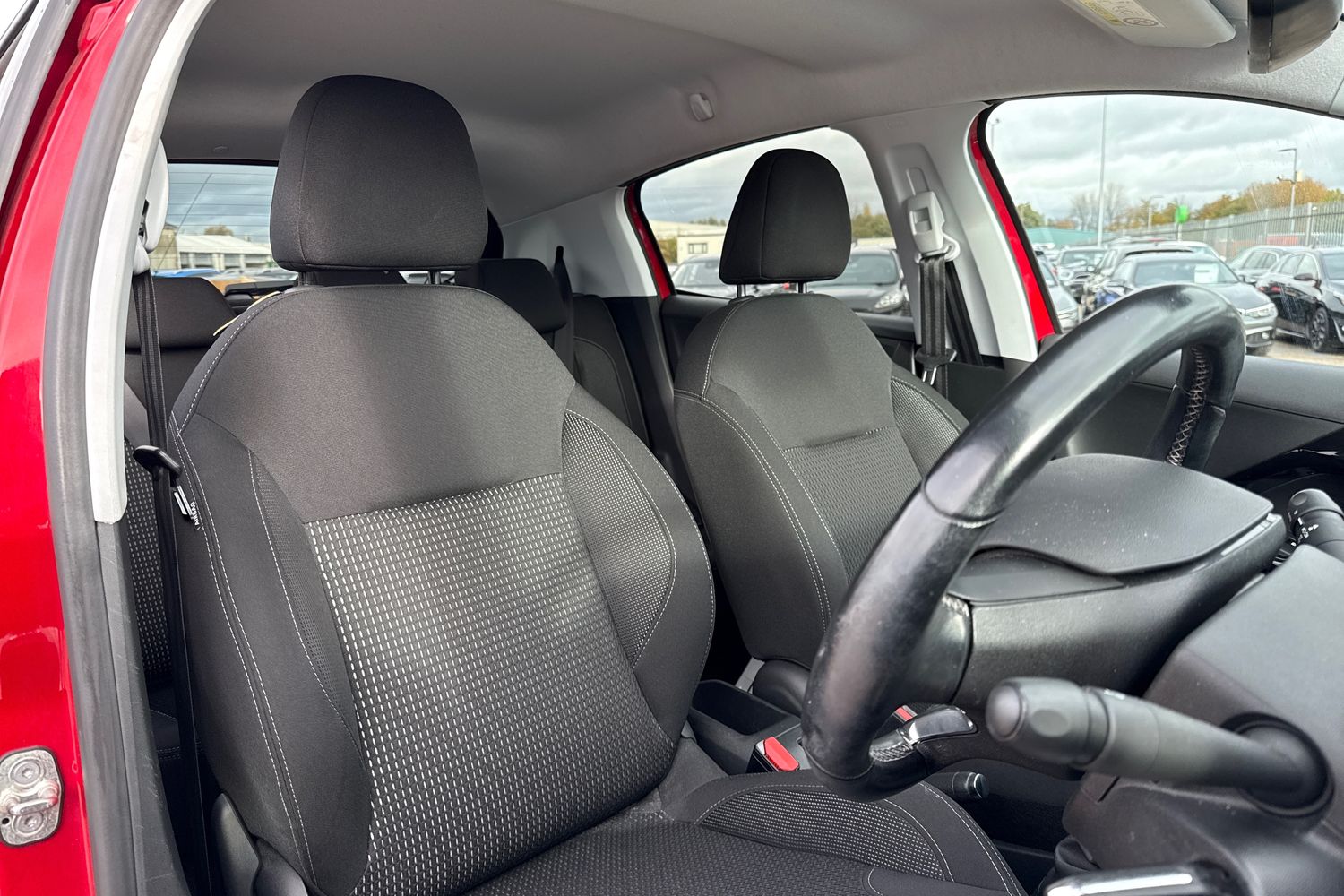 Used Peugeot 208 2018 for sale - 76133702: Photo 13