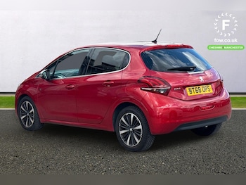 Used Peugeot 208 2018 for sale - 76133702: Photo