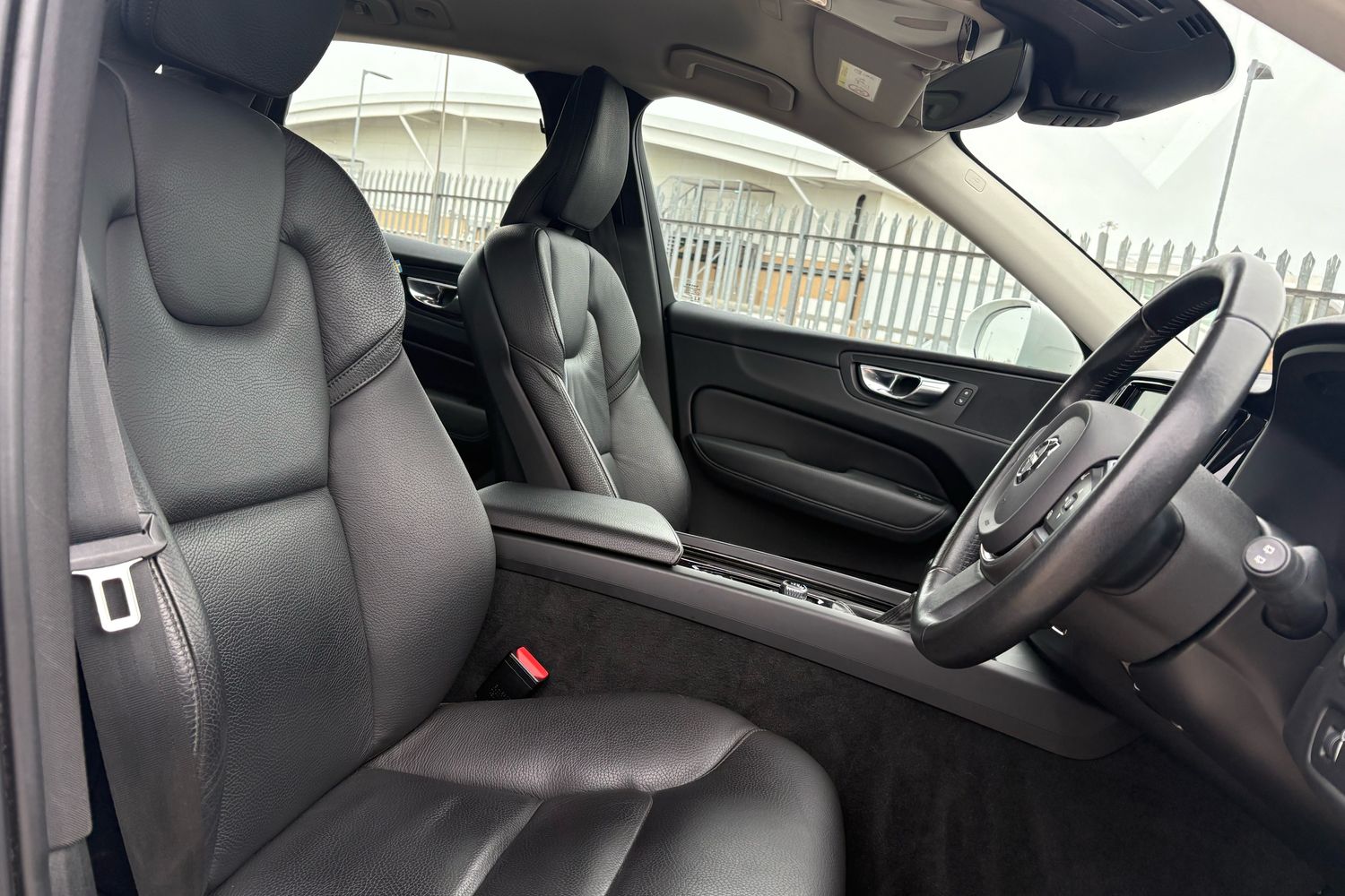 Used Volvo XC60 2020 for sale - 76411546: Photo 11