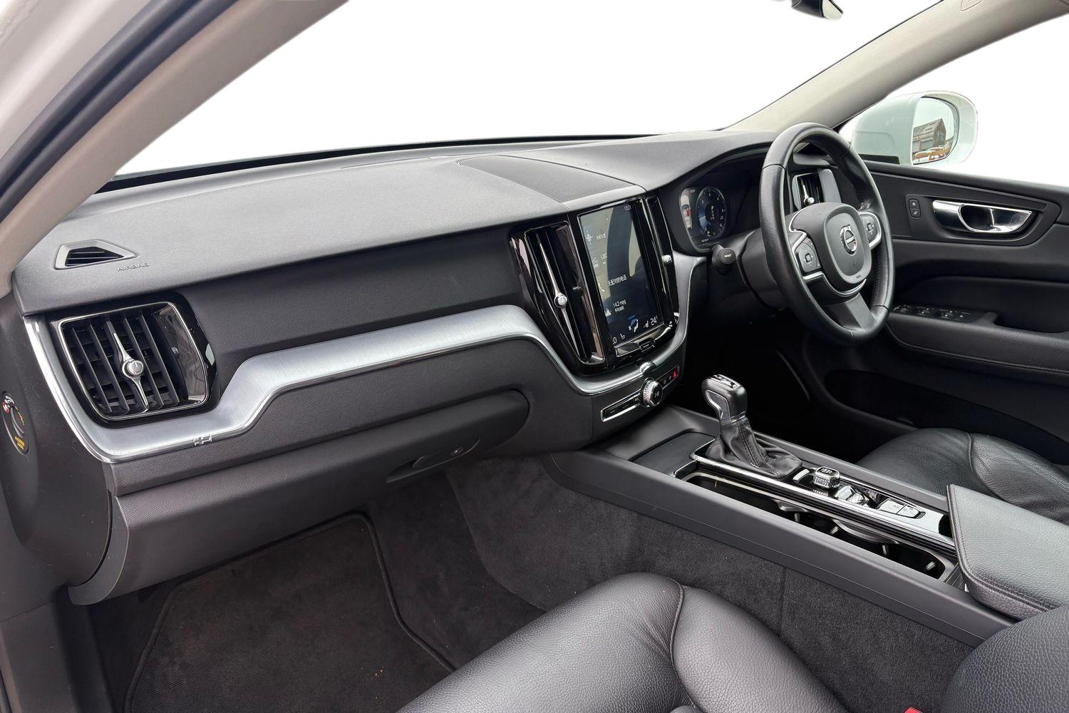 Used Volvo XC60 2020 for sale - 76411546: Photo 4