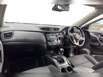 Used Nissan X-Trail 2018 for sale - 77334367: Photo