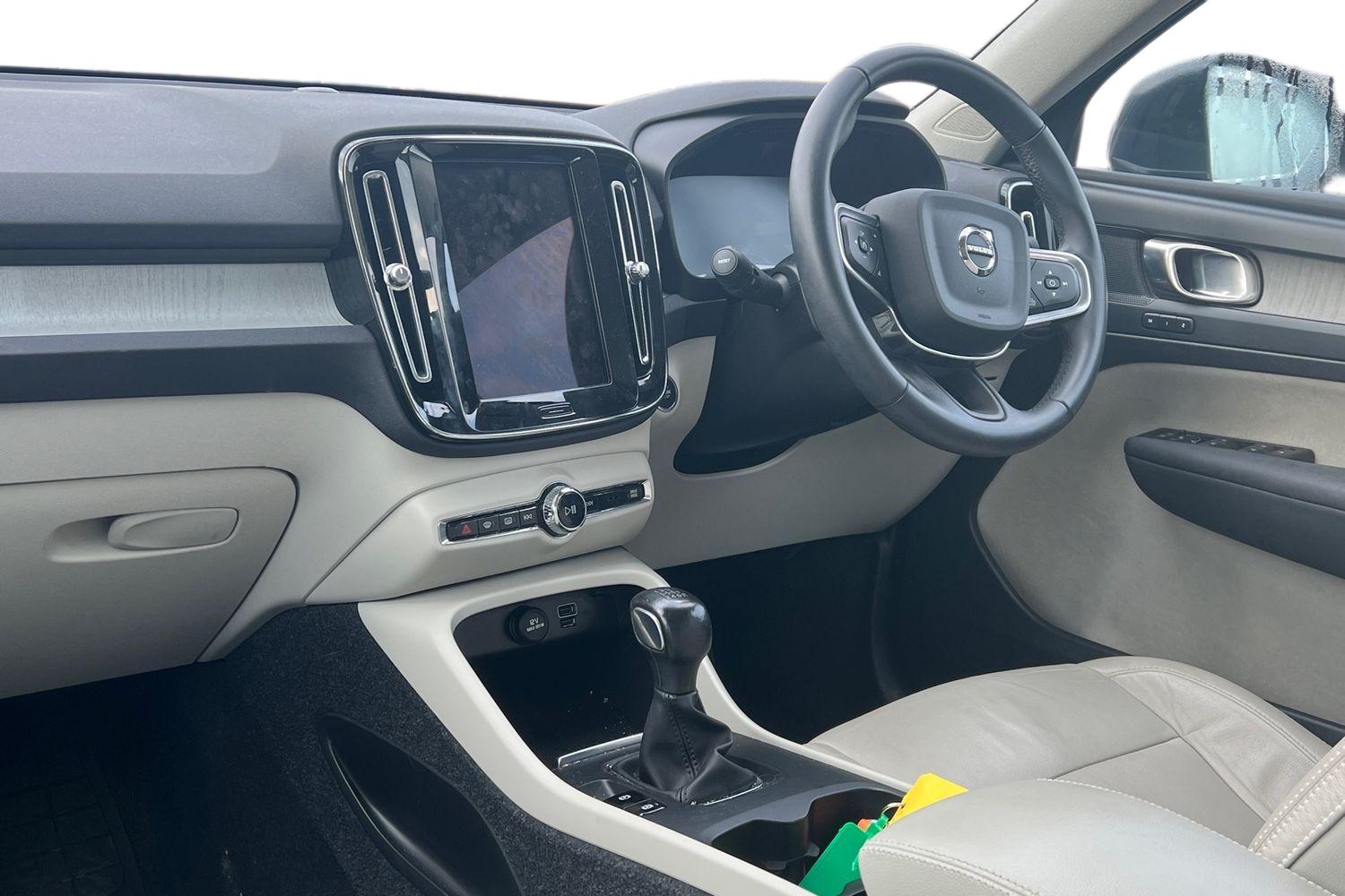 Used Volvo XC40 2022 for sale - 77759850: Photo 4