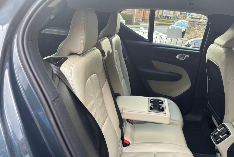 Used Volvo XC40 2022 for sale - 77935719: Photo 4