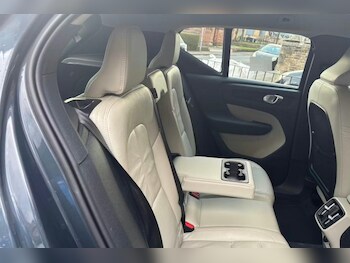 Used Volvo XC40 2022 for sale - 77935719: Photo