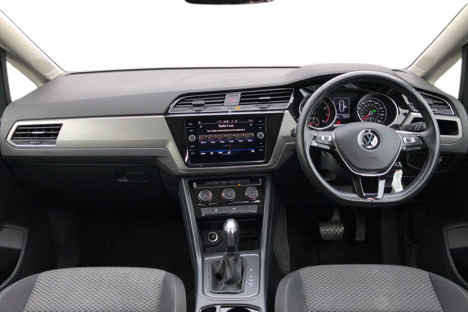 Used Volkswagen Touran 2021 for sale - 77194945: Photo 3