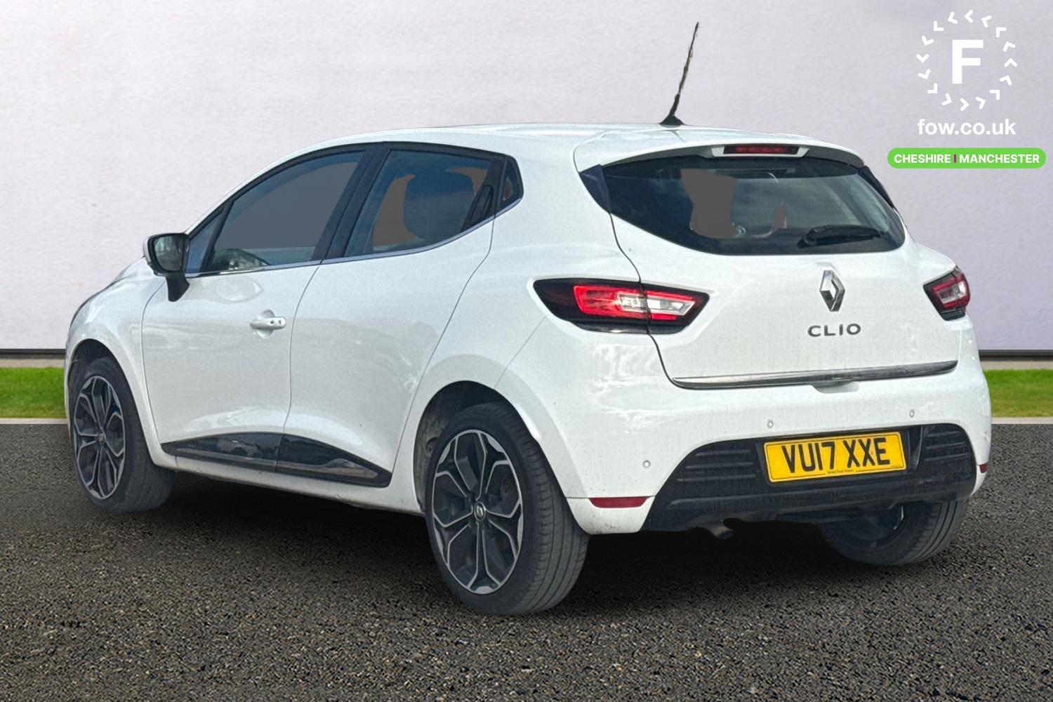 Used Renault Clio 2017 for sale - 76346414: Photo 2