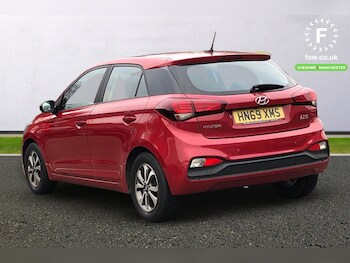 Used Hyundai i20 2019 for sale - 77577636: Photo