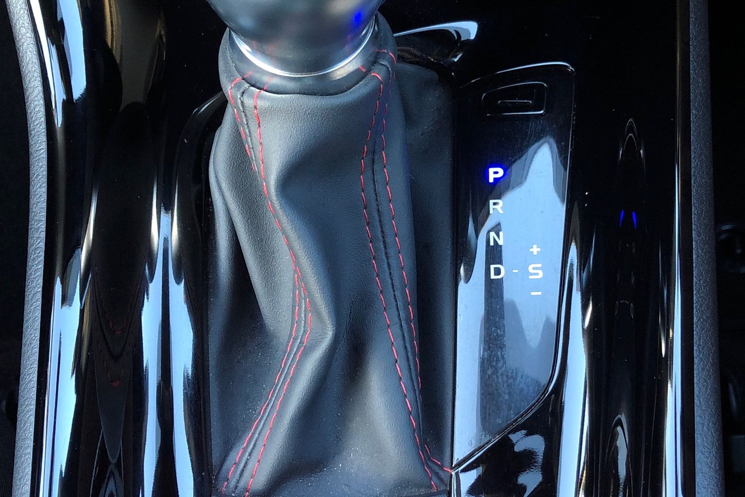 Used Toyota C-HR 2023 for sale - 77759840: Photo 13